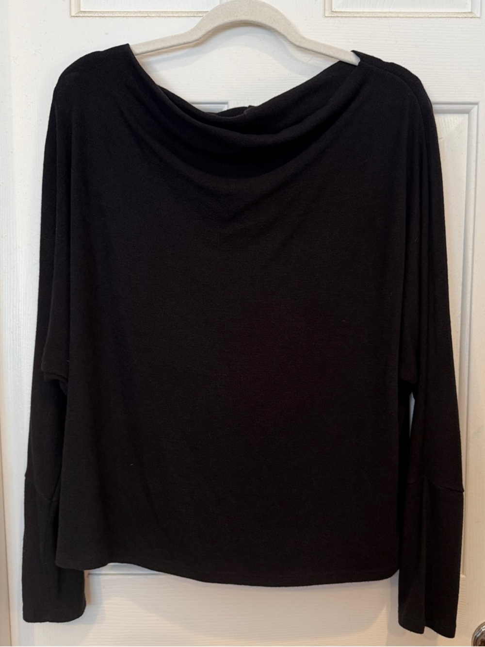 Six/Fifty Black Anywhere Top